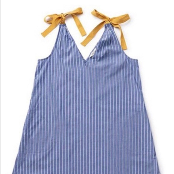 MJ Dress - Picture 2 of 2